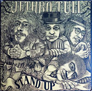 LP Jethro Tull ‎– Stand Up (Deska je v pěkném stavu, pár jemných vlásenek. Rozevírací obal také pěkný, několik drobných oděrek. Uvnitř obalu  vyskakovací  grafika.)