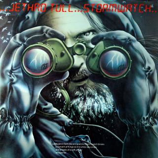 LP Jethro Tull ‎– Storm Watch (Deska mírně ohraná s jemnými vlásenkami a povrchovými oděrkami. Obal ve velmi dobrém stavu.)