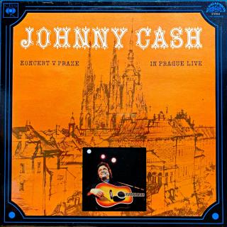 LP Johnny Cash ‎– Koncert V Praze (In Prague Live) (Deska je v pěkném a lesklém stavu, jen lehce ohraná s jemnými vlásenkami. Hraje fajn, velmi dobrý zvuk. Obal je v perfektním a lesklém stavu.)