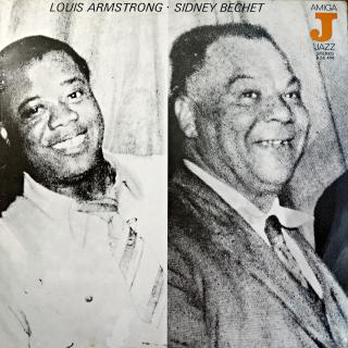 LP Louis Armstrong / Sidney Bechet (Deska je hodně ohraná, ale zvuk stále ok. Obal má obroušené hrany a uthnutý kousek potisku na čelní straně cca 2x4 cm)