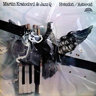 LP Martin Kratochvíl &amp; Jazz Q ‎– Hvězdoň / Asteroid (Deska je v pěkném stavu, jen lehké stopy používání. Bezvadný a čistý zvuk i v tichých pasážích. Obal v perfektní kondici (Album, Czechoslovakia, 1984, Fusion, Jazz-Rock))