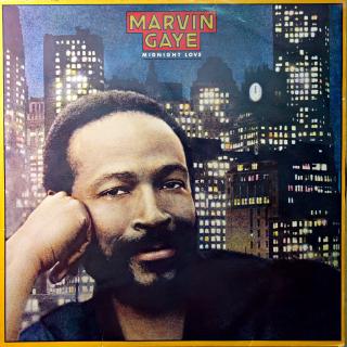 LP Marvin Gaye ‎– Midnight Love (Deska je hodně ohraná, vlásenky a oděrky. Nicméně stále hraje ok, jen mírný praskot v záznamu. Obal má na dvou místech proseknutou hranu, jinak jen mírně obnošený, potisk ok.)