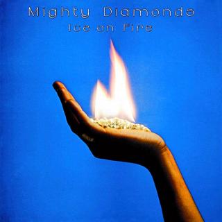 LP Mighty Diamonds – Ice On Fire (Nové a stále zatavené ve fólii - perfektní stav.)