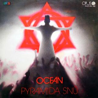 LP Oceán – Pyramida Snů (Deska je mírně ohraná, mnoho jemných vlásenek. Hraje dobře, jen mírný praskot v tichých pasážích. Obal je pěkný, pouze natrhnutá hrana cca 1 cm.)