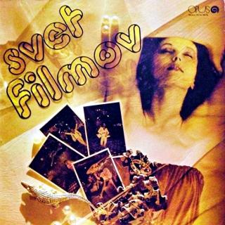 LP Orchester Zaslúžilého Umelca Gustava Broma – Svet Filmov (Deska je v krásném a lesklém stavu, jen pár jemných vlásenek pod ostrým světlem. Bezvadný a čistý zvuk i v pasážích mezi skladbami. Obal je taky ve výborné kondici, jen malá stopa po stržené cen