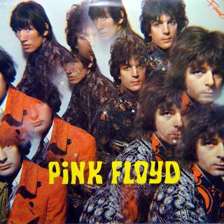 LP Pink Floyd ‎– The Piper At The Gates Of Dawn (Deska v pěkném stavu, jen velmi lehké stopy používání. Obal je krásný s jednou oděrkou na spodní hraně.)