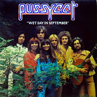 LP Pussycat ‎– Wet Day In September (Deska i obal jsou v pěkném stavu, pouze velmi jemné vlásenky pod ostrým světlem.)