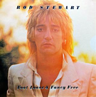 LP Rod Stewart – Foot Loose &amp; Fancy Free (Včetně barevné brožury (12 stran). Deska je  v bezvadném a lesklém stavu, pravděpodobně nehraná. Obal je taky krásný, jen pár velmi jemných oděrek na hranách.)