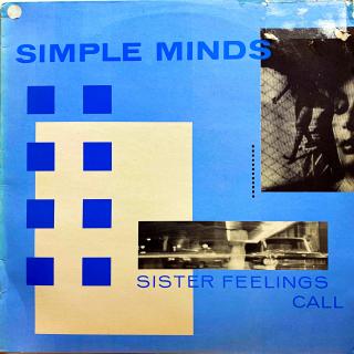 LP Simple Minds – Sister Feelings Call (Deska je v pěkném a lesklém stavu, mírně ohraná s mnoha jemnými vlásenkami. Hraje bezvadně, výborný zvuk, jen mírný praskot mezi skladbami. Na obalu jsou oděrky viz fotky.)