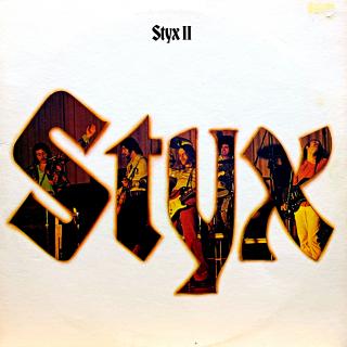 LP Styx – Styx II (Deska je v krásném a lesklém stavu, jen pár jemných vlásenek. Hraje skvěle, výborný a čistý zvuk. Obal je v dobrém stavu, jen lehce obnošený se stopou po cenovce viz foto.)