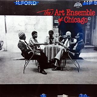 LP The Art Ensemble Of Chicago ‎– The Art Ensemble Of Chicago (Deska i obal jsou ve velmi pěkném stavu. Bezvadný a čistý zvuk (Kompilace, Club Edition, 1984, Czechoslovakia, Free Jazz))