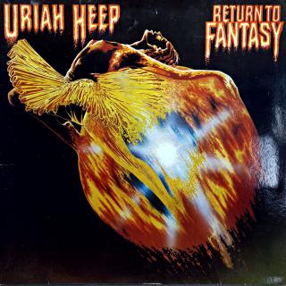 LP Uriah Heep ‎– Return To Fantasy (Deska v pěkném stavu, pár velmi jemných vlásenek. Rozevírací obal také v pěkném stavu s několika drobnými oděrkami. )