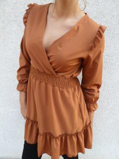 Elegantní šaty s kanýrky hnědé