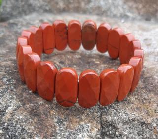 Jaspis červený náramek široký (fazetované kameny 20 x 10 x 5 mm)
