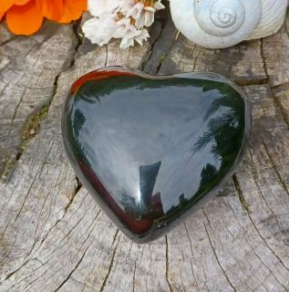Obsidián duhový srdce 72g (52 x 48 x 23 mm)