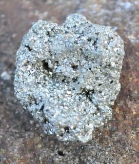 Pyrit 89g (45 x 38 x 31 mm)
