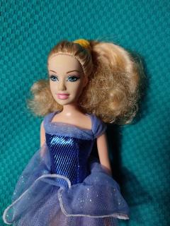 Barbie Ballerina v modrých šatech
