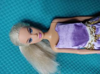 Barbie FF blondýnka