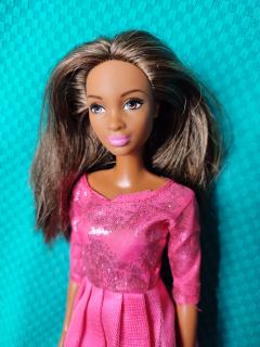 Barbie Mbili