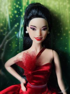 Sběratelská Barbie Holiday 2022