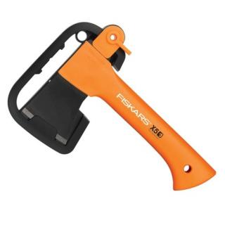 Sekera FISKARS X5 univerzální (Kempinková sekera)