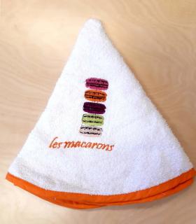 Kulatý ručník - Makronky s oranžovým okrajem (rozměr - průměr 60cm)