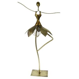 Kovová baletka v šatech z listů 59 cm (Plastika plechové tančící baletky)