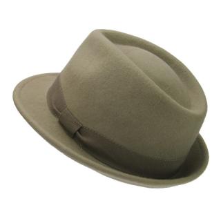 Šedo hnědý plstěný klobouk v pánském stylu (Dámský klobouk vlněný)
