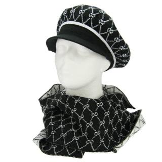 Souprava šály a čepice s kšiltem černobílá (Dámský zimní komplet vzorovaný)