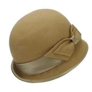Světle hnědý plstěný klobouk s mašlí (Dámský klobouk vlněný KDV4)