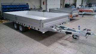 WIOLA Multitrailer 3000 KG 4100 X 2100 podlaha z hliníku integrované nájezdy (4100 X 2100 Hliníkové PLATO S NÁJEZD)