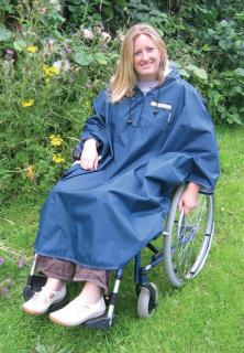 Pláštěnka &quot;Coniston&quot; pro uživatele invalidních vozíků ve stylu pončo