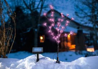 Solární světelný stromeček s růžovými květy