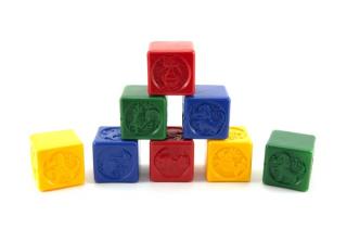 Kostky kubus PH | Chemoplast | plast | 8 ks | 6m+ (Sada plastových barevných kostiček pro nejmenší)
