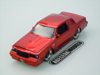 Buick Grand National 1987 (sběratelský model, určeno pouze k vystavení)