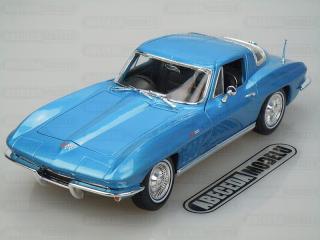 Chevrolet Corvette 1965 (sběratelský model, určeno pouze k vystavení)