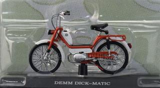 Demm Dick-Matic (sběratelský model, určeno pouze k vystavení)
