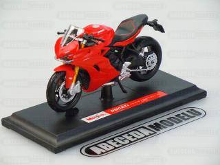 Ducati Supersport S (sběratelský model, určeno pouze k vystavení)