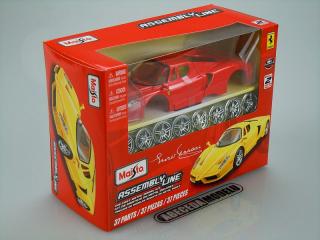 Enzo Ferrari Kit (sběratelský model, určeno pouze k vystavení)
