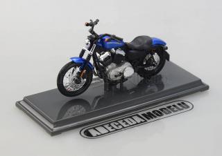 Harley-Davidson 2012 XL 1200N Nightster (sběratelský model, určeno pouze k vystavení)