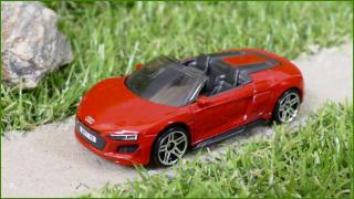 Angličák - Autíčko Hot Wheels 2019 Audi R8 Spyder