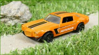 Angličák - Autíčko Hot Wheels ´70 Camaro