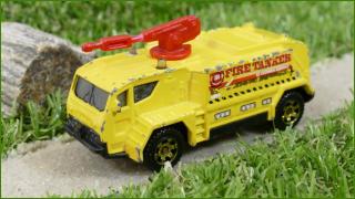 Angličák Autíčko Matchbox Airport Fire Tanker