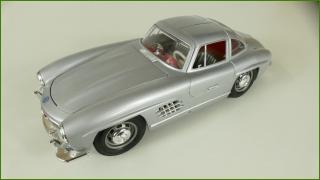 Kovový Model Bburago 1:18 - Mercedes 300 SL (1954) - Viz Popis