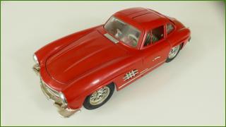 Kovový Model Bburago 1:18 - Mercedes 300 SL (1954) - Viz Popis