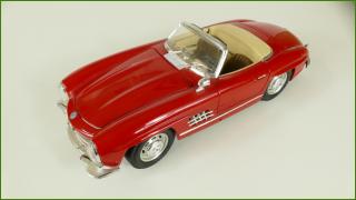 Kovový Model Bburago 1:18 - Mercedes 300 SL - Viz Popis