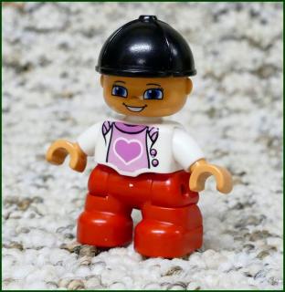Lego® Duplo® Figurka Dítě s Kšiltem a Srdíčkem (Lego® Duplo®)