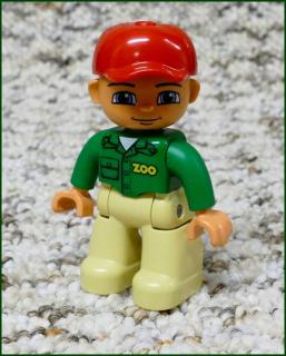 Lego® Duplo® Figurka Zoo Ošetřovatel - Červený Kšilt (Lego® Duplo®)