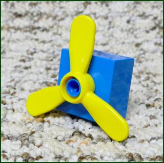 Lego® Duplo® Kostka 2x2 Azurová se Žlutou Vrtulí (INV) (Lego® Duplo®)