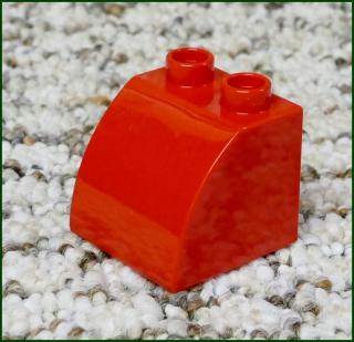 Lego® Duplo® Kostka 2x2 Zkosená Zakulacená Červená (Lego® Duplo®)